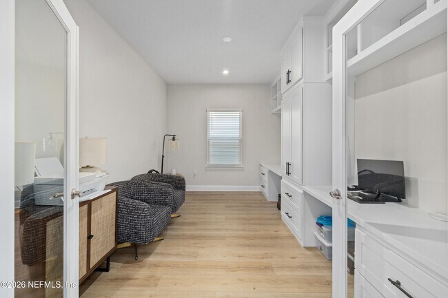 Building Photo - 181 Buffalo Ct