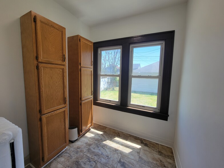 PANTRY - 632 Hill Top Dr