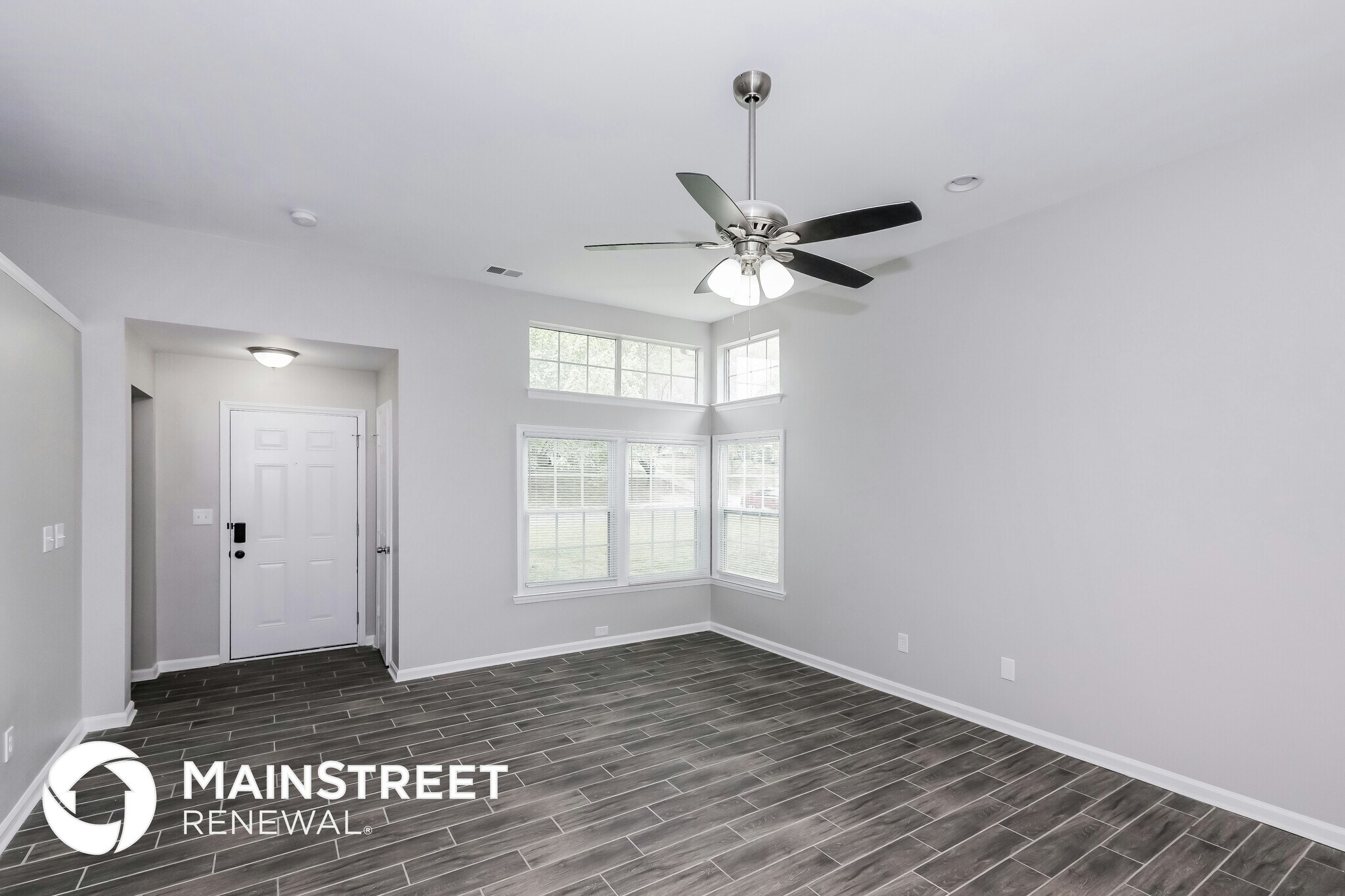 Building Photo - 10005 Dunfries Rd