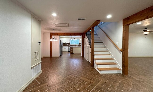 Building Photo - China Grove 4 bedroom, 3 bathroom