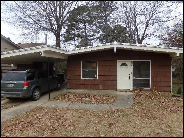 Building Photo - 8 Janmar Dr