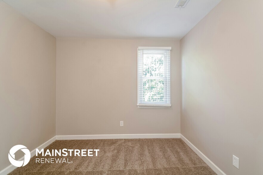 Building Photo - 6208 Degrace Dr