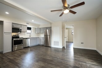 Building Photo - 5504 La Branch St