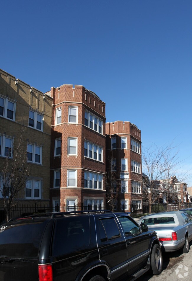 Building Photo - 6230-6234 S Artesian Ave