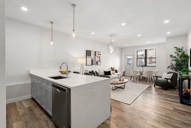 Building Photo - 181 Bennington St