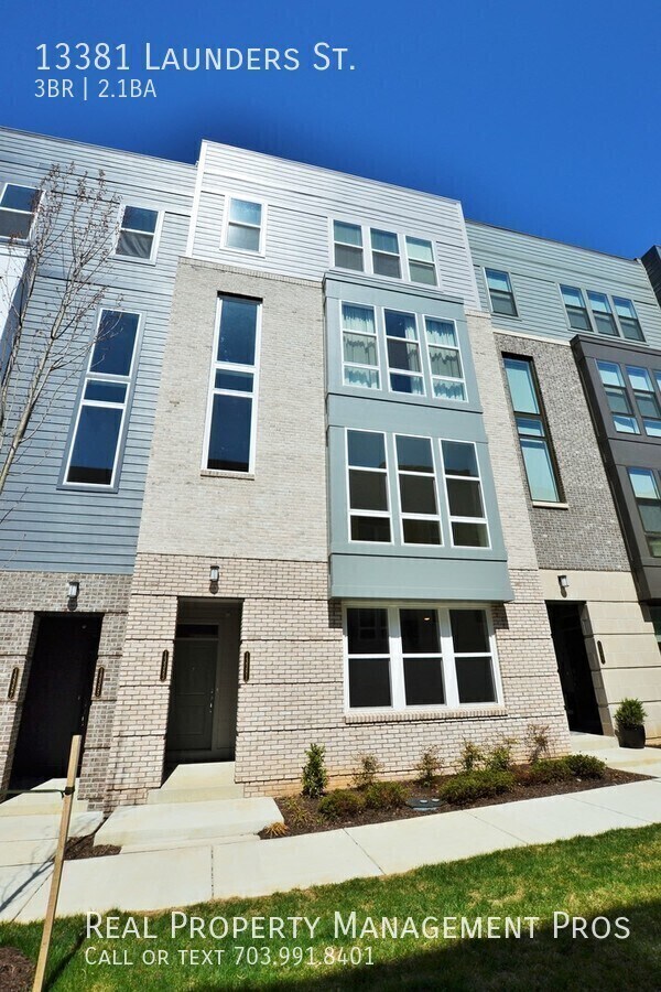 Building Photo - 13381 Launders St