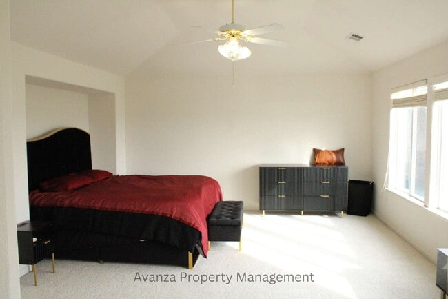 Building Photo - Home for Rent