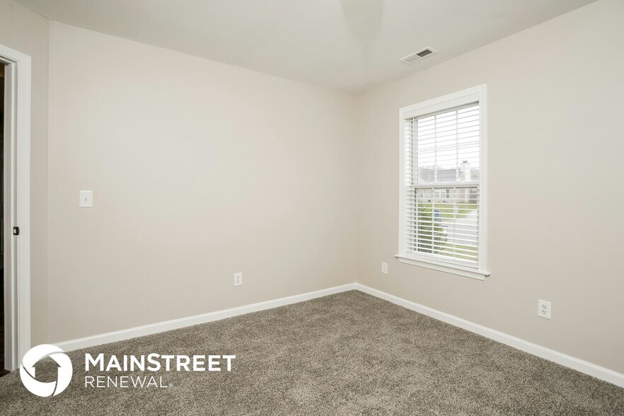 Building Photo - 1712 Traywick Ct