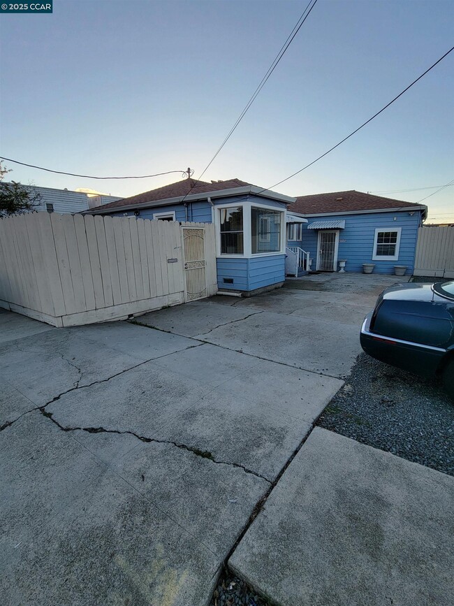 Building Photo - 2717 21st St