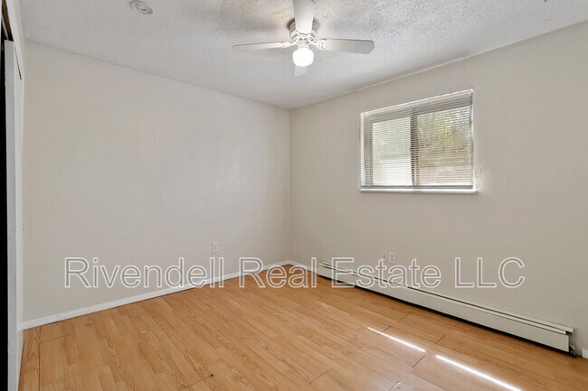 Building Photo - 14920 E 22nd Ave