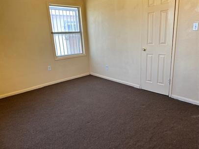 Building Photo - Comfortable 3-Bedroom Rental with Stylish Laminate Flooring