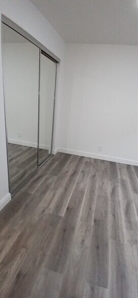 Building Photo - 4162 Hamilton Ave