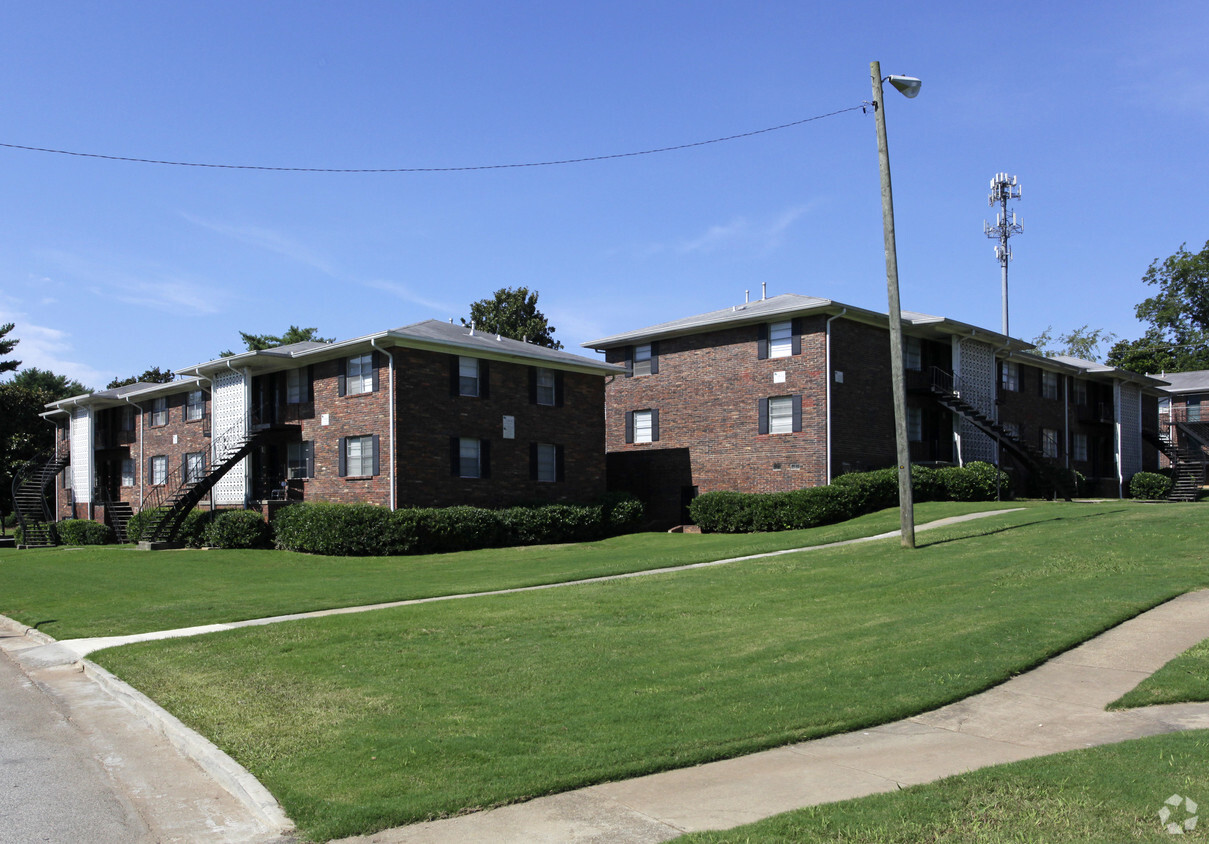 Shamrock Garden Apartments Atlanta