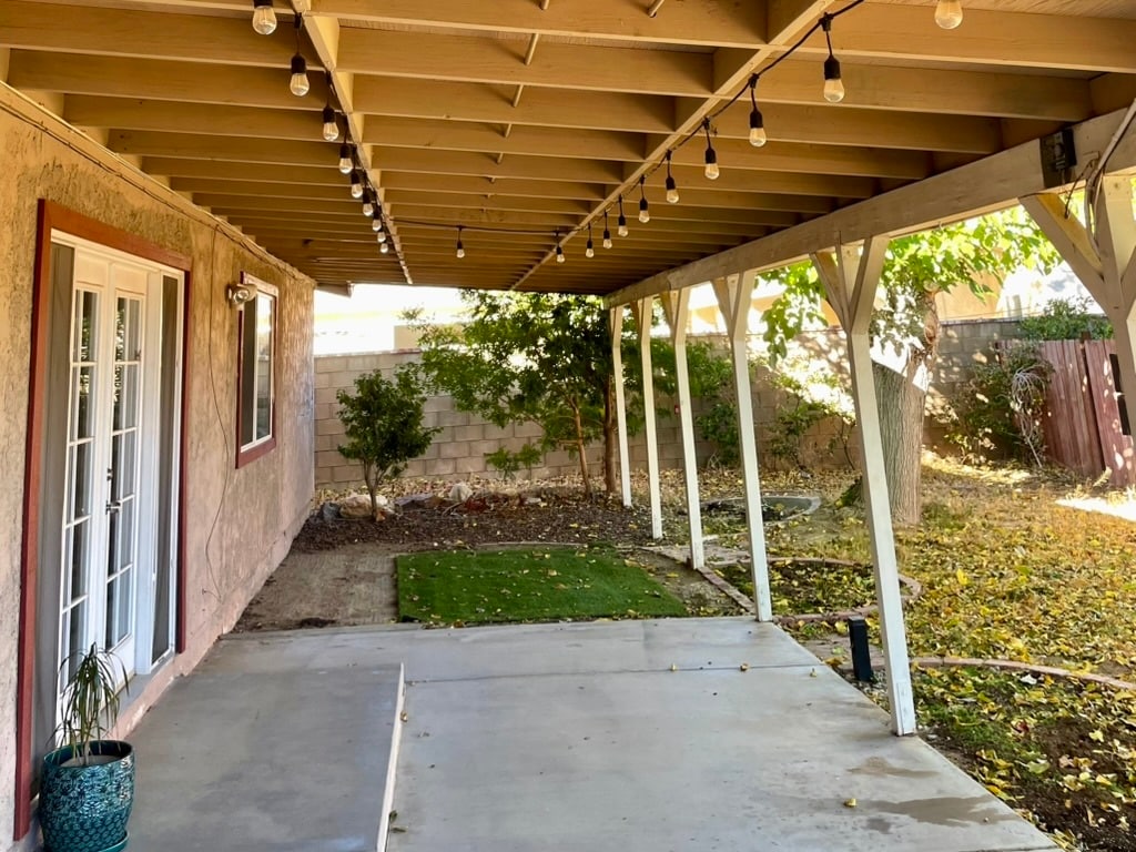 Back Yard Patio - 5527 W Avenue M2