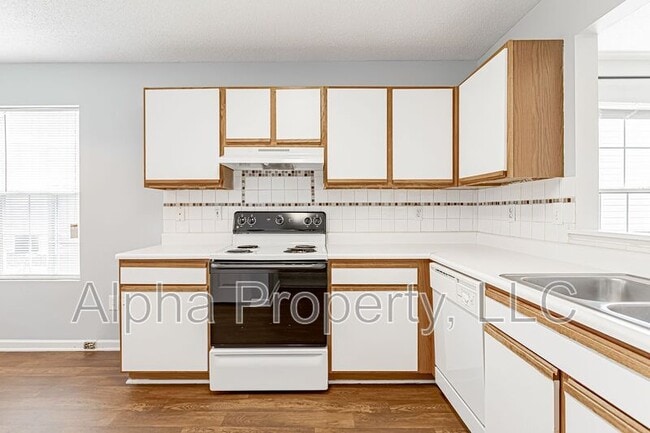 Building Photo - 7 Hammett Grove Ln