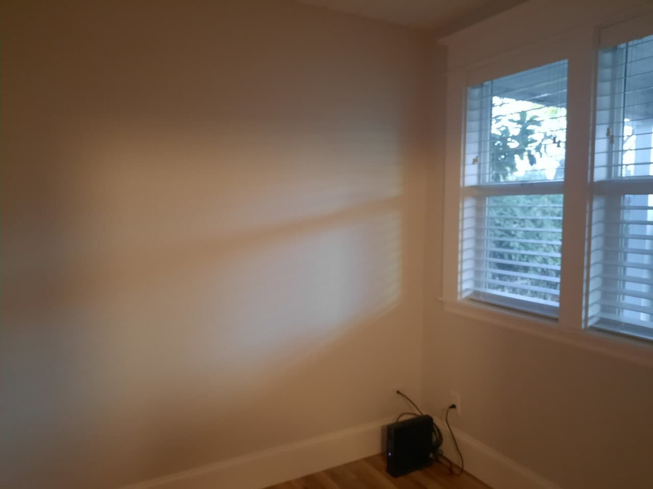 Den - 602 E McLoughlin Blvd