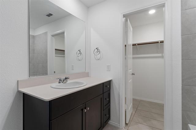 Building Photo - 7781 Ruellia Rd