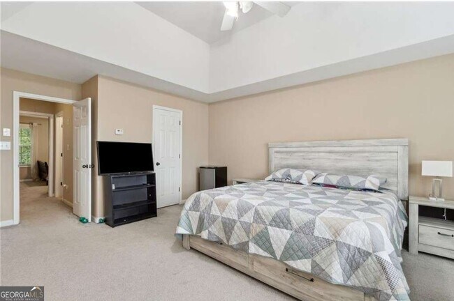 Building Photo - 1601 Signal Flag Way