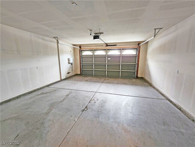 Building Photo - 5561 Carrara Pointe St