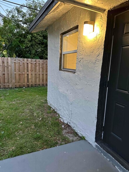 Building Photo - 2720 NW 13th St