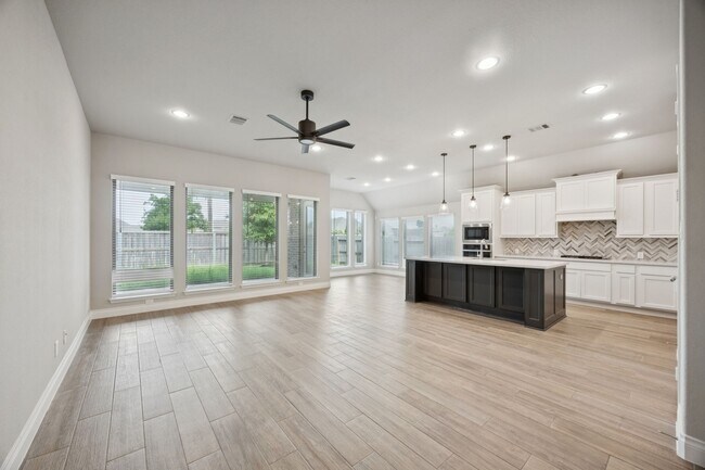 Building Photo - 12502 Kinmundy Ln