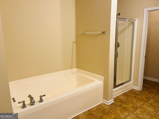 Building Photo - 39 Tahoe Dr