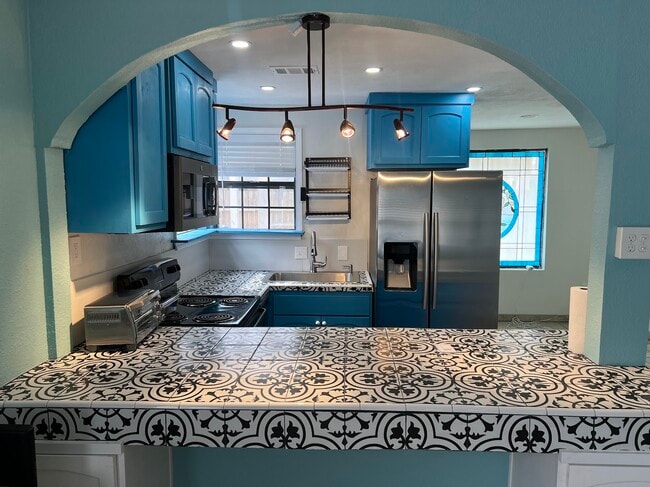 Building Photo - 9974 Elder