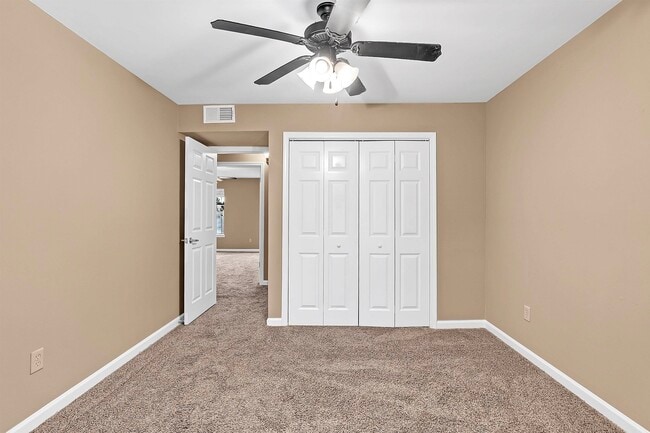 Building Photo - 7523 Bavarian Dr