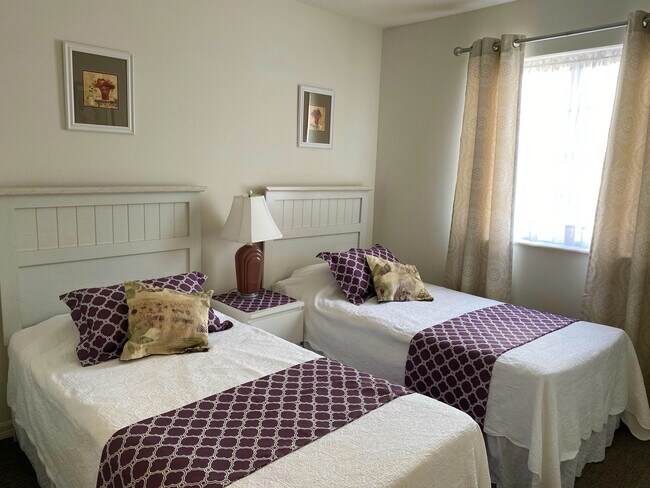 Building Photo - 1180 South Beach Cir