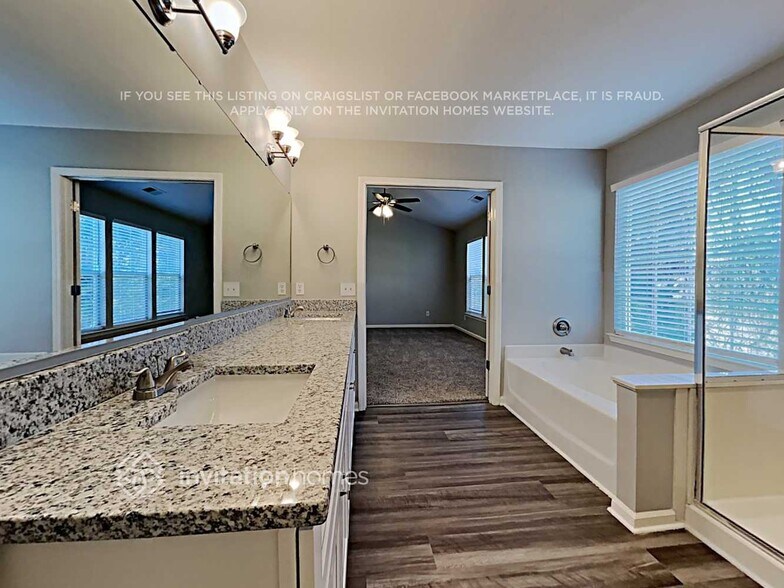 Building Photo - 9135 Hearst Ct