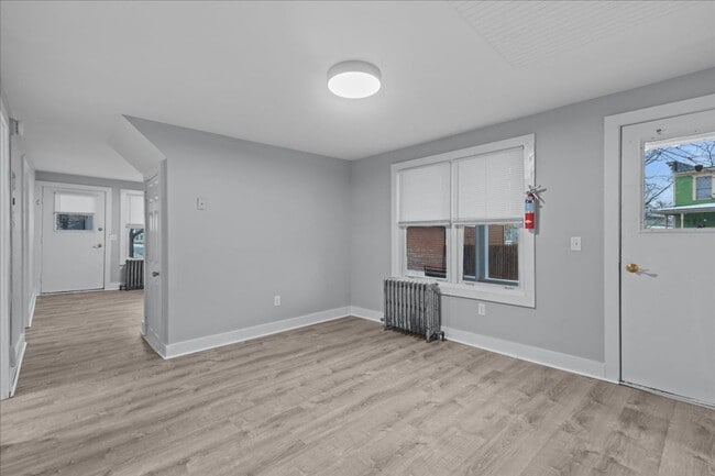 Building Photo - 43-47 Willow St