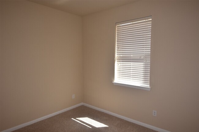 Building Photo - 25823 Sundrop Meadows Ln