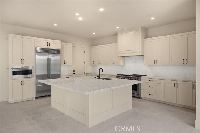 Building Photo - 122 Oakstone