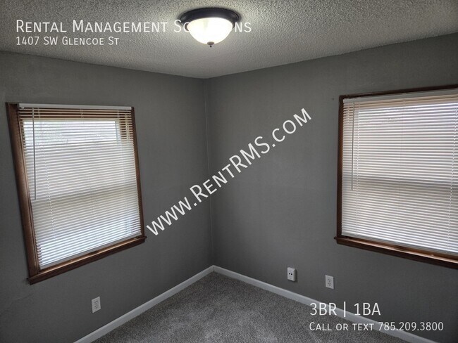 Building Photo - 1407 SW Glencoe St