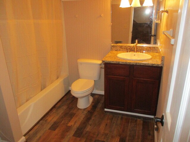 Building Photo - 116 Shagbark rd