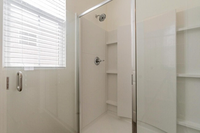 Building Photo - 5538 S Dillon