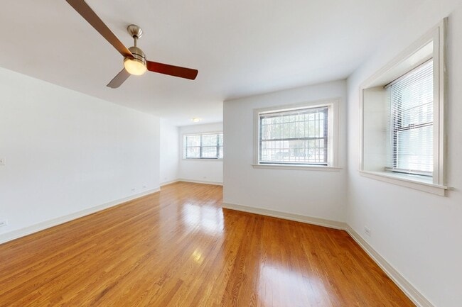 Floorplan - 5234-5244 S. Ingleside Avenue