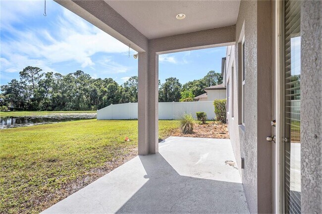 Building Photo - 11428 Quiet Forest Dr