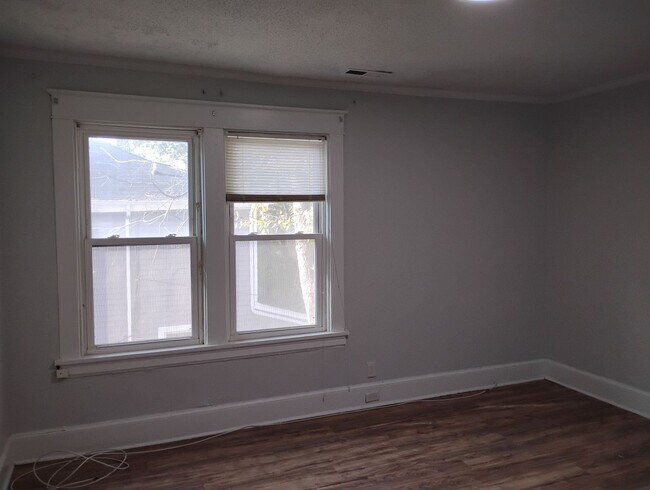 Building Photo - Maryland Ave