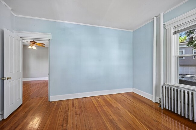 Building Photo - 76 Montague Pl