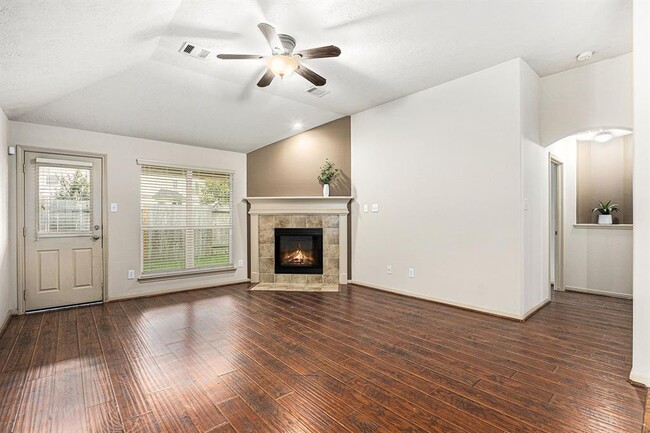Building Photo - 25227 Ginger Ranch Dr