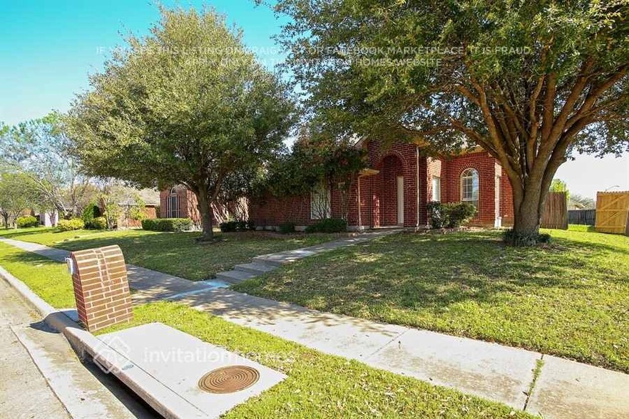 Building Photo - 2624 Bent Brook Dr