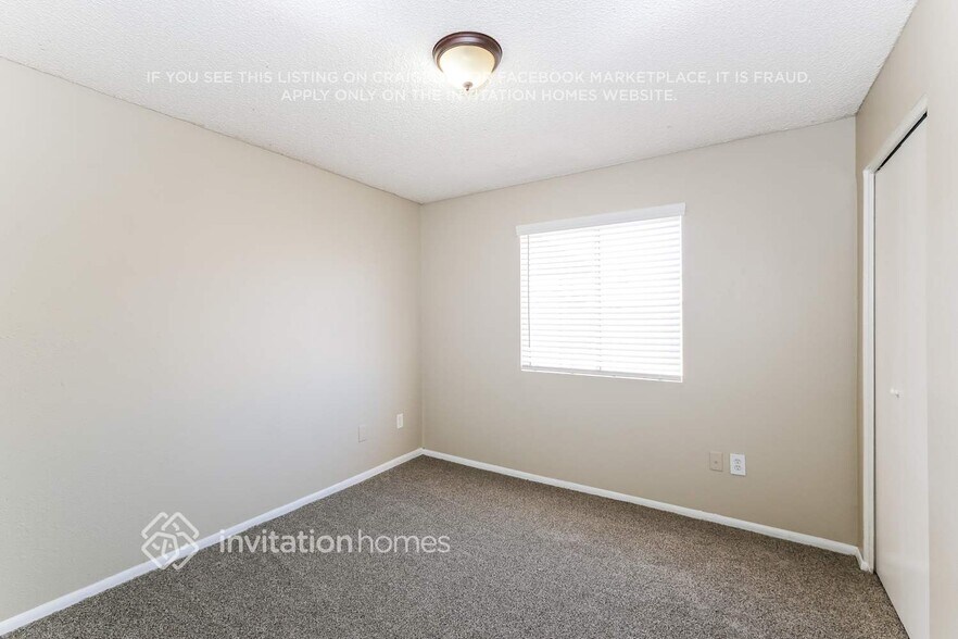 Building Photo - 7224 W North Ln