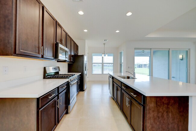 Building Photo - 11886 SW Poseidon Way