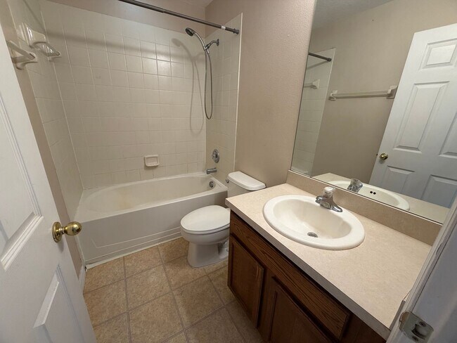 Building Photo - 9434 Silver Buttonwood St