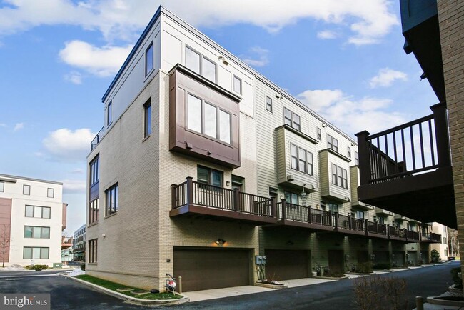 Building Photo - 6654 Eames Wy