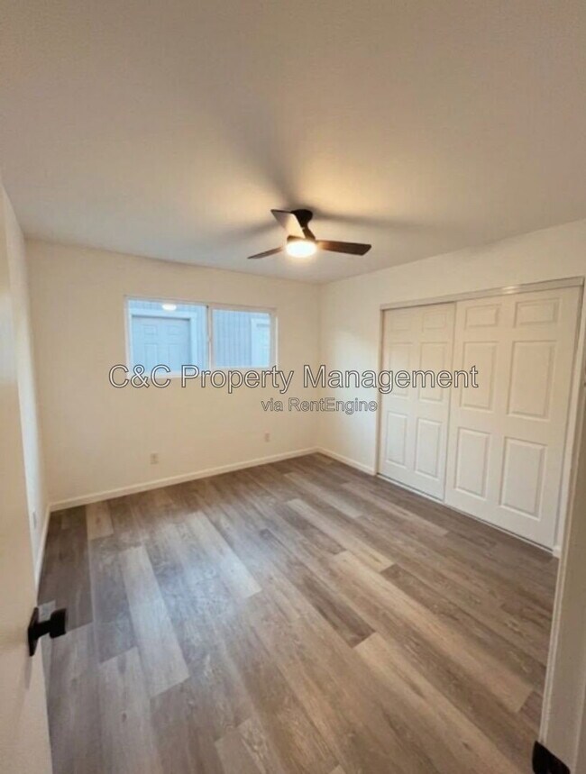 Building Photo - 6628 Helen Ct