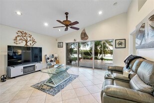 Building Photo - 11851 SW 7th St