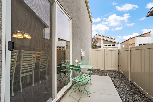 Building Photo - 2900 N Villere Ln