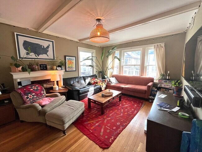 Building Photo - 7 Boulevard 7 Blvd